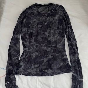 Lululemon pullover